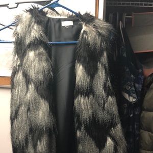 Fur black and grey vest